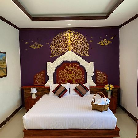 Phiphu Art&Gallery Boutique Sukhothaï Extérieur photo